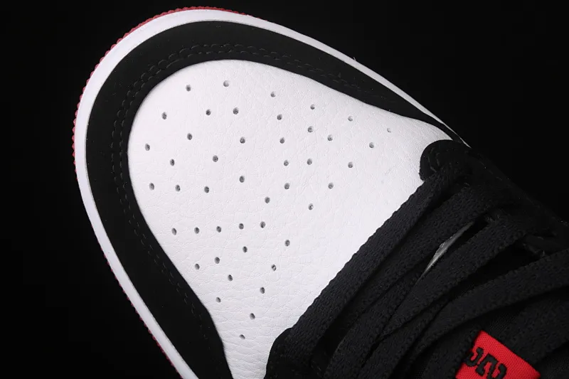 All Categories Air Jordan Jordan Series Basketball Shoes Air Jordan 1 Low New Version Air Jordan 1 Low AJ1 Joe 1 Low Top Leather Black Toe 553558-116